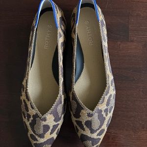 Brand New Cheetah Flats